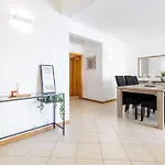 Sea-front 1' Min! - With Ac & Wifi Διαμέρισμα Quarteira