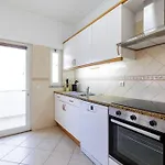 Sea-front 1' Min! - With Ac & Wifi