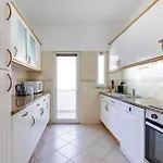 Διαμέρισμα Sea-front 1' Min! - With Ac & Wifi *