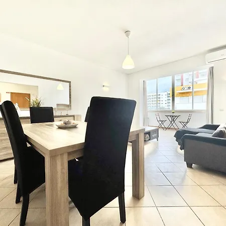 Sea-front 1' Min! - With Ac & Wifi * Quarteira