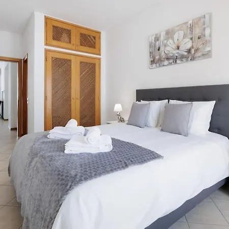 Sea-front 1' Min! - With Ac & Wifi