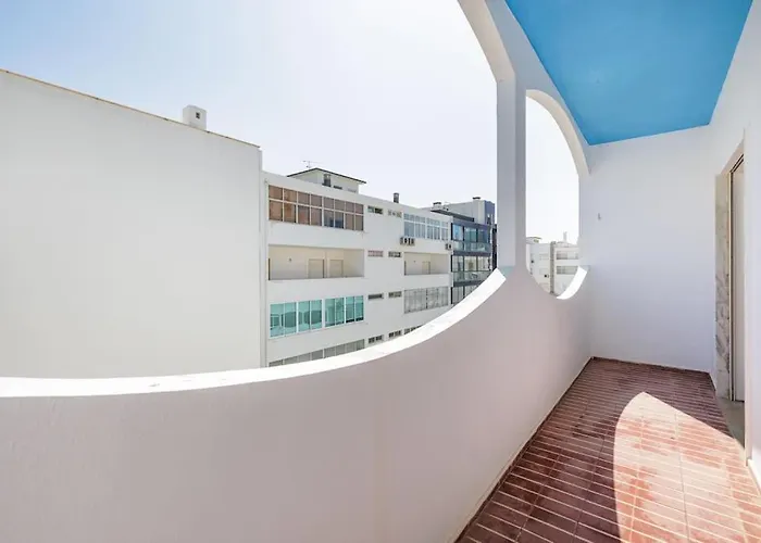 Sea-front 1' Min! - With Ac & Wifi